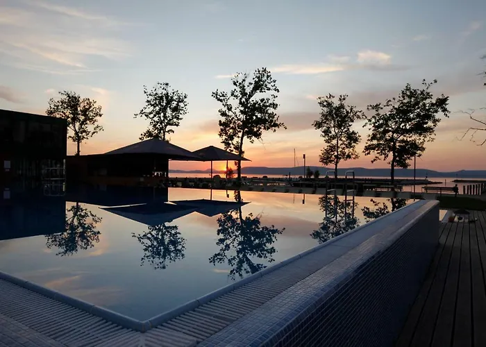 公寓式酒店 Bl Apartman 巴拉通雷勒